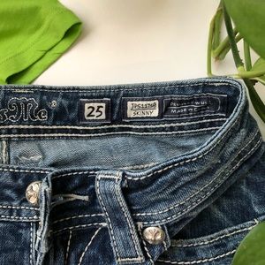 Miss Me Jeans - Miss Me skinny jeans; size 25 Miss Me Jeans - Miss Me skinny jeans; size 25